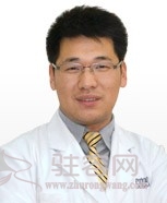 张坤