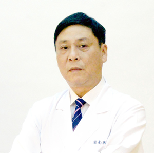 王一霖 