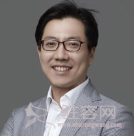 　文炯轸
