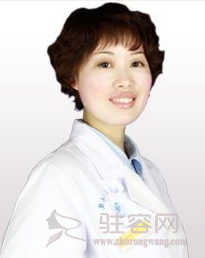 吴彩霞