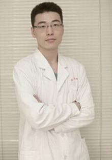 刘伟华 